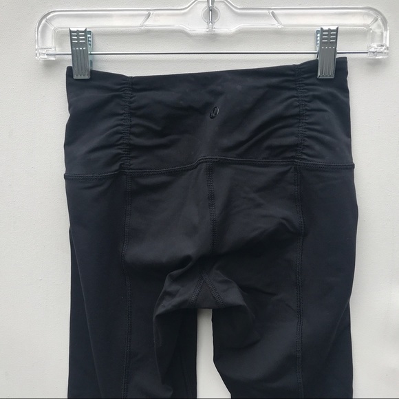 Lululemon Some like it Hot crop PANTS 4 black - Picture 4 of 8